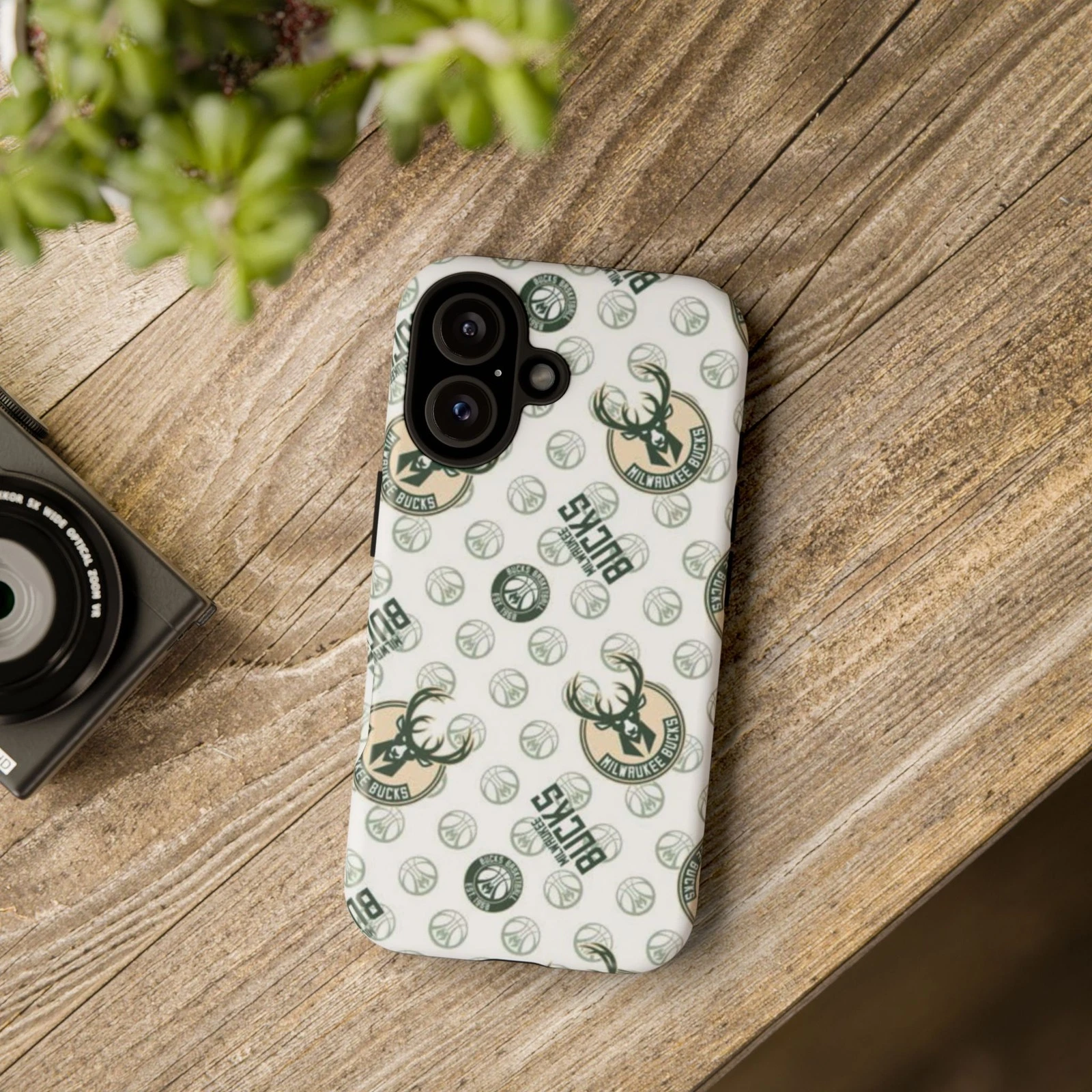 Milwaukeee Bucks iPhone Cases