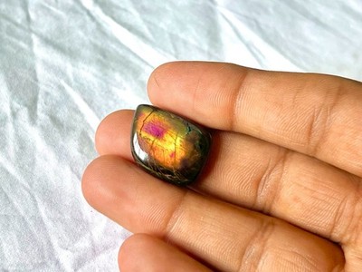 27 Carat Natural Spectrolite from Finland cabochon Jewelry Making Gift for Her