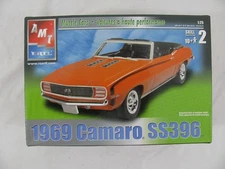 AMT Ertl 1/25 Muscle Cars 1969 Chevrolet Camaro SS396 Model Car Kit #31804 New!