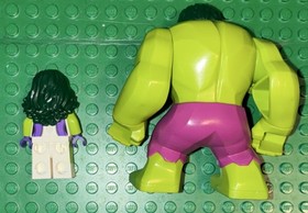 LEGO Marvel Super Heroes Hulk & She-Hulk Minifigures 76078 Hulk vs. Red Hulk