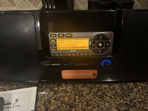 SiriusXM Satellite Portable Boombox Receiver SUBX2 w/  Starmate 3 Radio  Car Kit