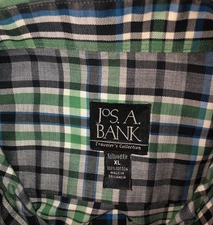 Jos A Bank Travelers Shirt Traditional Fit Mens XL Plaid L/S Button Pocket