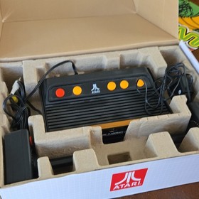 Atari Flashback 4 Home Console 76 Built-In Games 2 Wireless Controllers
