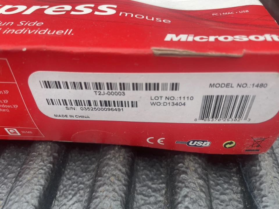 Microsoft Express Mouse USB Mouse Model 1480 White Red Cord NEW BOX WORN 2011 - Image 2 of 4