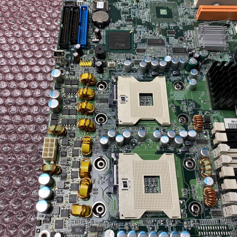 TYAN S2676 Thunder I7525 Motherboard DDR2 SOCKET 604, No CPU, 2GB RAM - Image 2 of 4