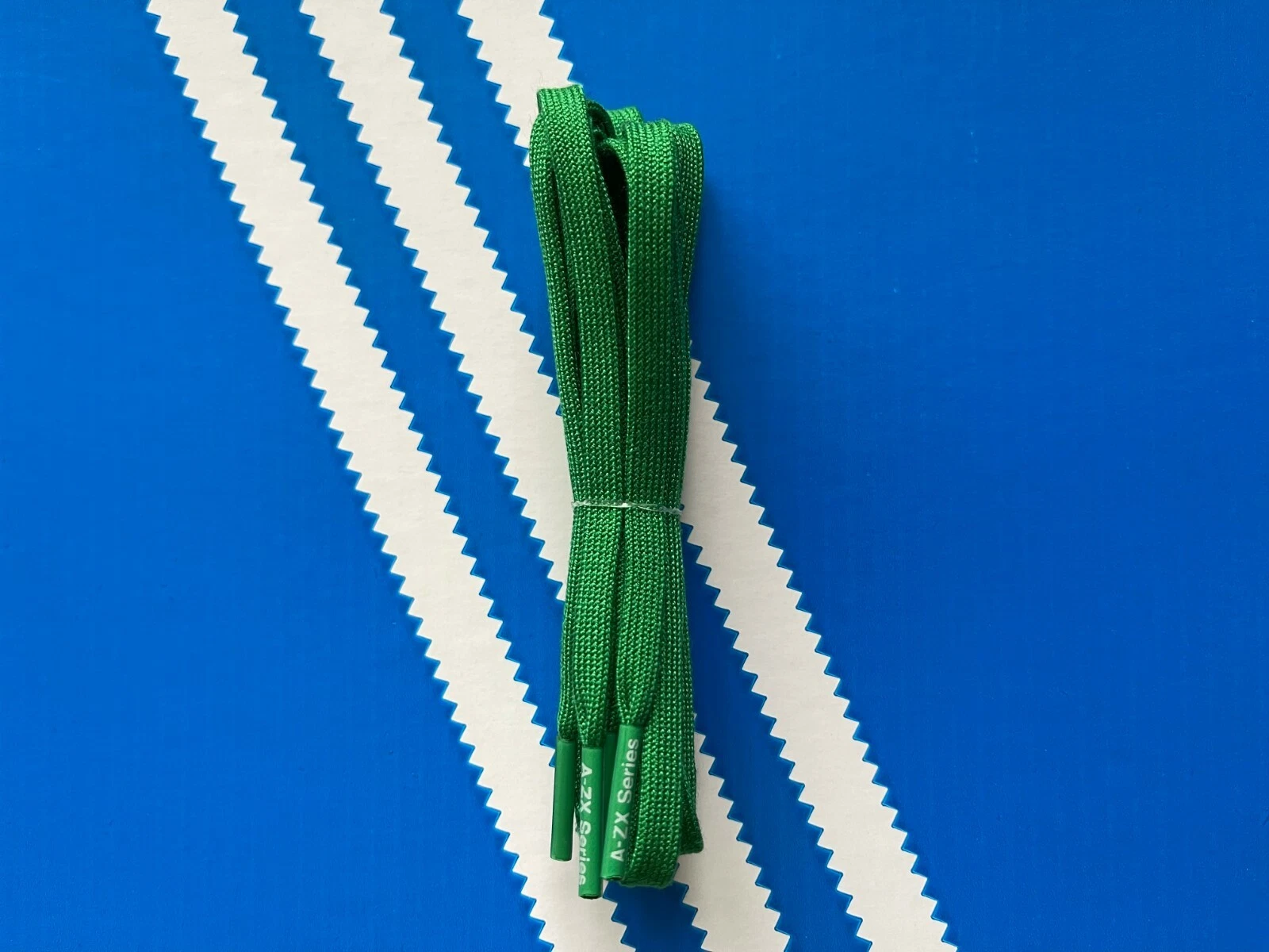 Adidas Original Serie A ZX Lacci Piatti Verde Giada 100% Autentici 1 Paia