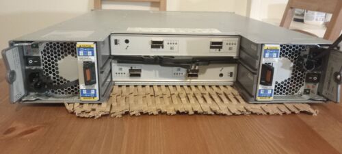 IBM Storwize V7000 Gen 1 Expansion Enclosure - 24-Bay SAS Storage - Picture 4 of 5