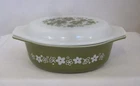 Vintage PYREX Crazy Daisy/Spring Blossom Covered Casserole, 1 1/2 quart   #043