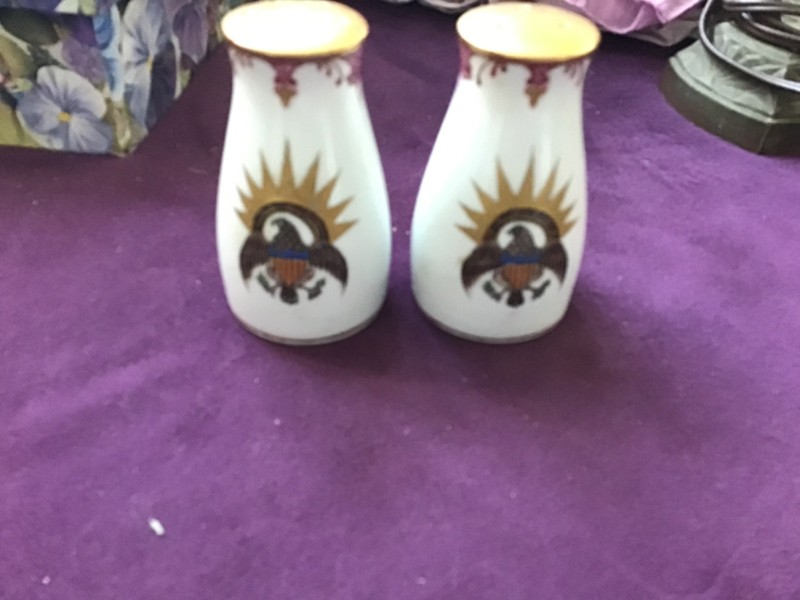 Norataki USA theme perfect for July 4th. Salt and pepper shakers Collectos must