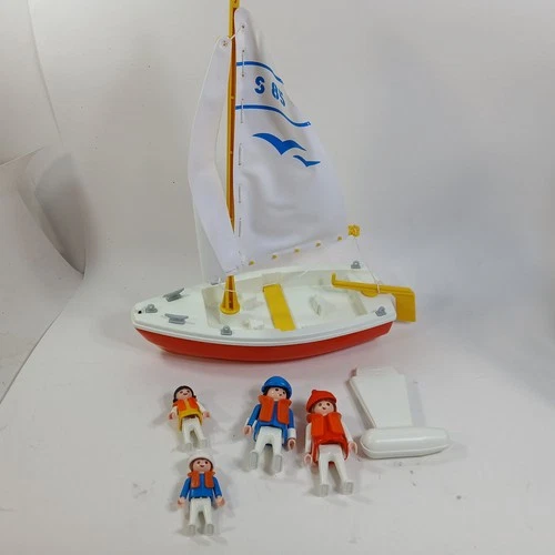 Playmobil 3138 Sailboat Family Play Set 1986 1987 Sea Boat adventure Rare vtg
