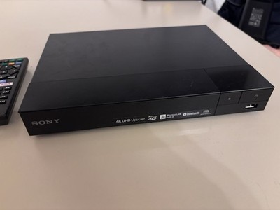 Sony BDP-S6700 Blu-ray Player (WLAN, Bluetooth & 4K-Upscaling) mit Fernbedienung