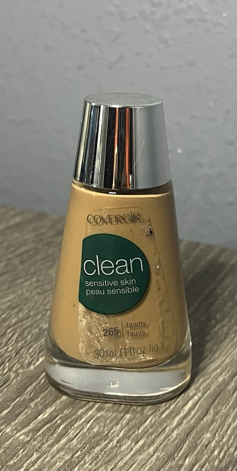 Covergirl Clean Sensitive Skin Liquid Foundation #265 Tawny Oil Free Creamy New! - Image 2 of 4