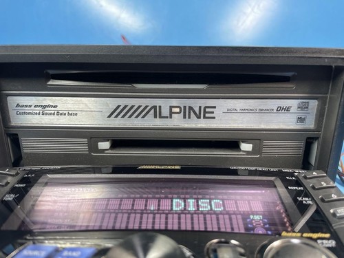 Alpine MDA-W933J CD/MD Tuner - Picture 8 of 15
