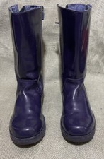 UGG S/N 1003590 k SIZE 5 YOUTH