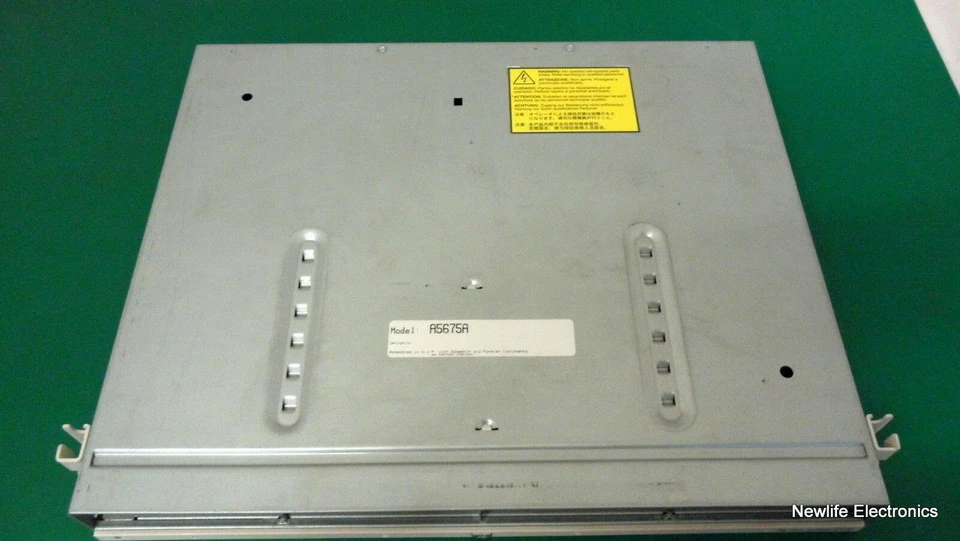 HP A5675-69003 Enclosure Assembly for Disk System 2100 A5675-67003 A5675-62001 - Image 3 of 4