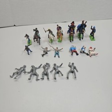 Vintage Britains Deetail Civil War Medieval Figurines