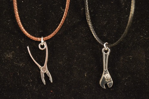 Lot of 2 PLIERS & WRENCH Tool CHARM NECKLACES New USA SALES!!! Fashion Jewelry B - Picture 4 of 4