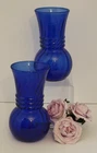 Anchor Hocking Set of 2 Cobalt Blue Swirl Glass Vases Floral Arrangement Vintage