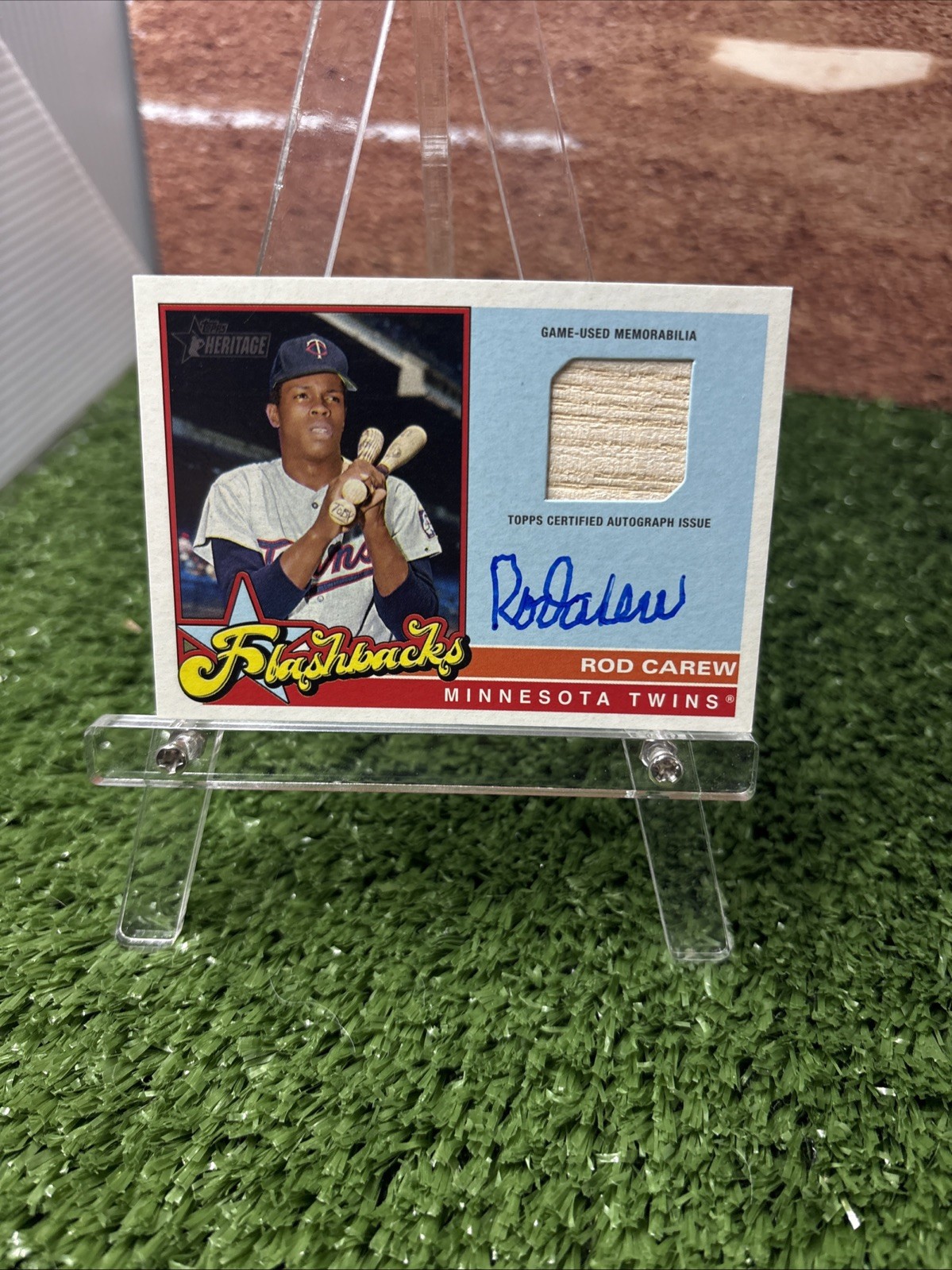 Rod Carew #FAR-RC Baseball Cards 2025 Topps Heritage High Number Flashback Autographed Relic trading card — raw and PSA graded price guide
