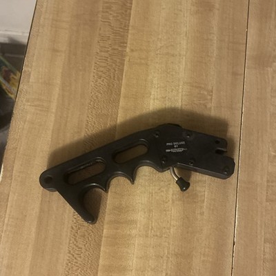 Pro Delux Tru Fire Release 