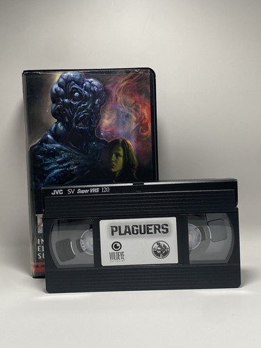 Plaguers VHS limited edition 2019 Unrated Sci-Fi Horror Brad Sykes Gore Creature - Picture 3 of 4