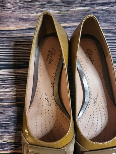 SZ 7 Womens Clarks Artisan Active Air Low Heels Brown-Gold Pre-Owned Good... - Picture 5 of 5