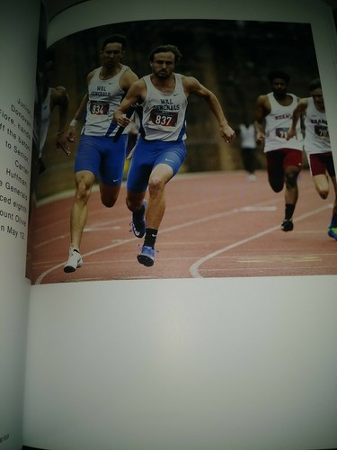WASHINGTON AND LEE UNIVERSITY YEARBOOK~LEXINGTON,VA~2019 CALYX - Picture 5 of 10