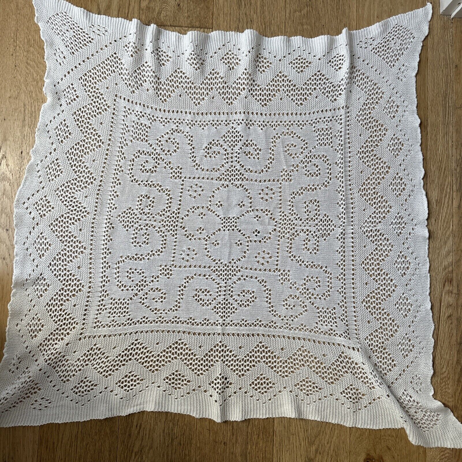 Vintage Laura Ashley White Crochet Shawl Scarf Gr… - image 7