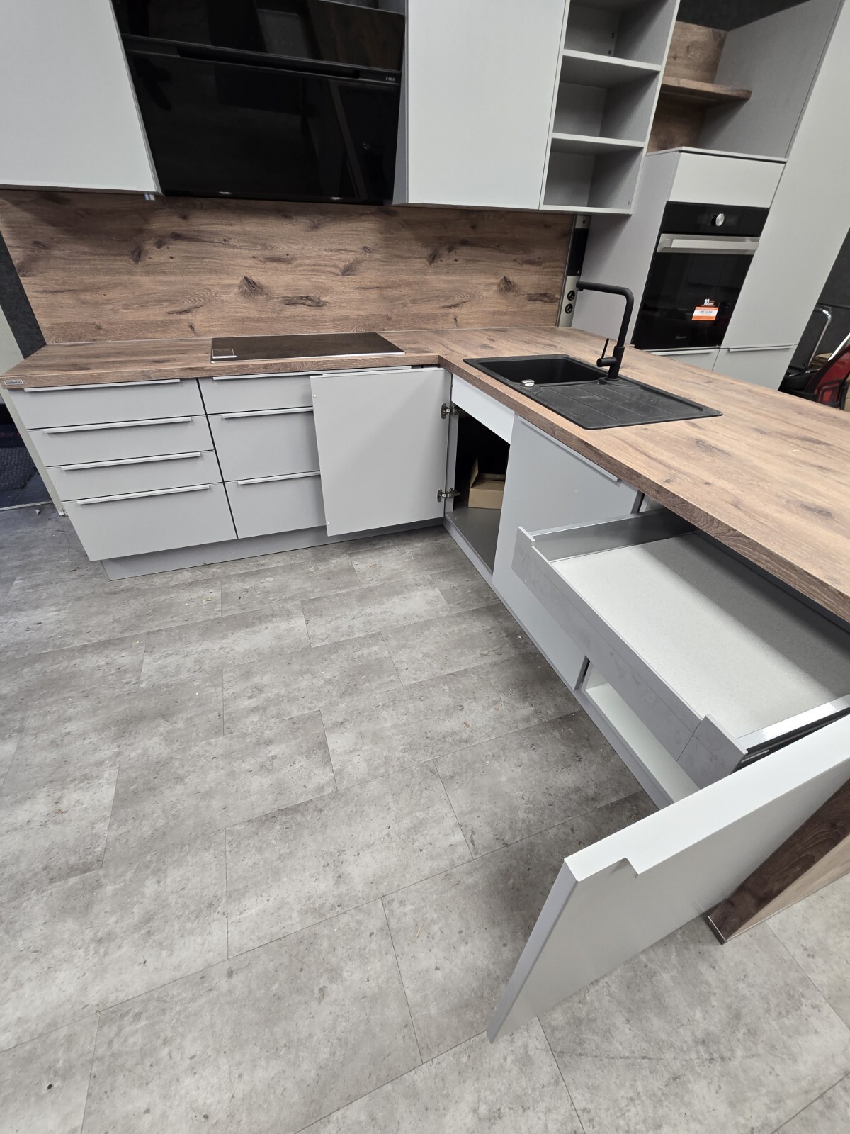 Bild 14 von 19