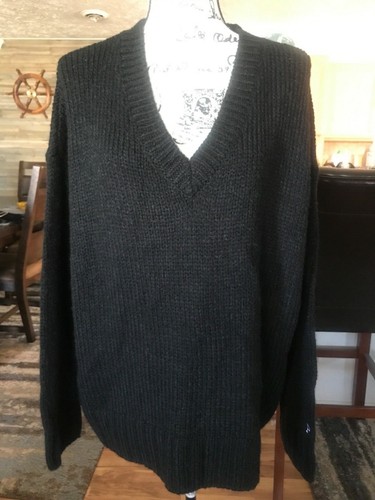 MEDIUM Victoria's secret slouchy v neck sweater Black NWT retails $59.95 |  eBay