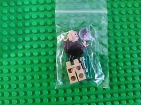 LEGO STAR WARS X2  MINIFIGURES  NEW FROM RETIRED,SEALDED MOS EISLY CANTINA ...