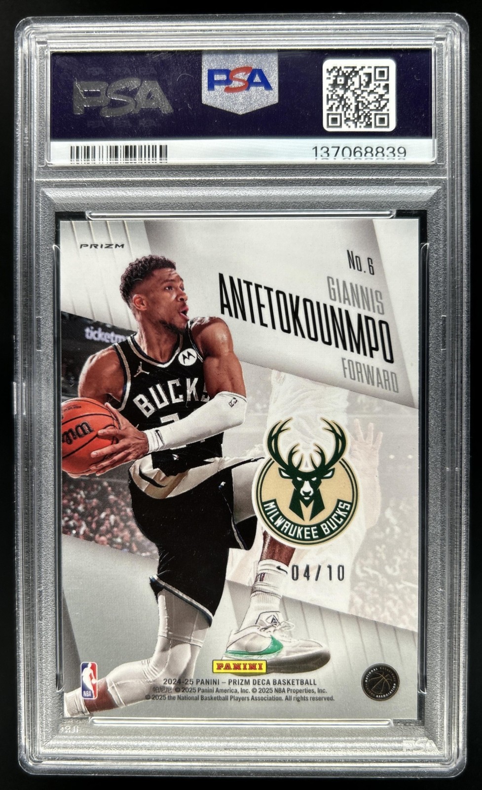 2024-25 Prizm Deca Giannis Antetokounmpo Brilliance Gold Prizm #/10 PSA 8 view 2