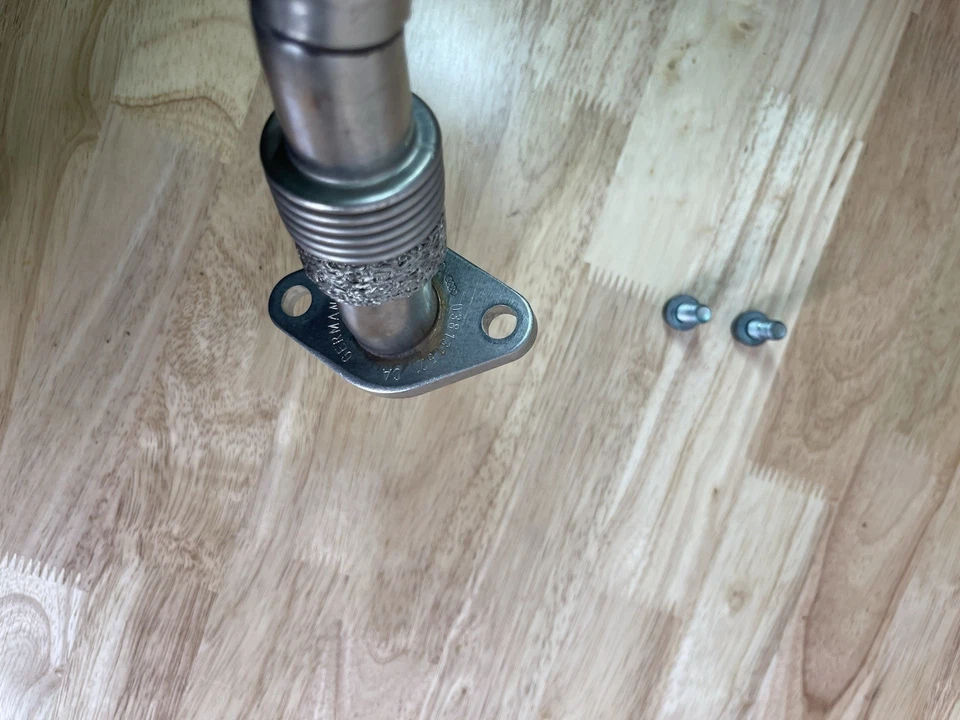 Volkswagen Jetta 1999-2005 tubo EGR OEM 038-131-521 Foto 4 de 4