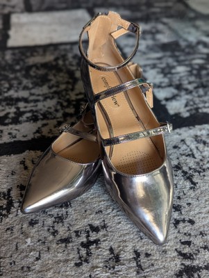8.5WW Double Wide ''Gunmetal'' Pointed Mary Jane With Low Heel. Never Worn!