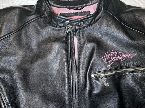 HARLEY-DAVIDSON PINK LABEL Schwarz Leder Damen Jacke Pink Logostickerei 1W - Bild 6 von 16