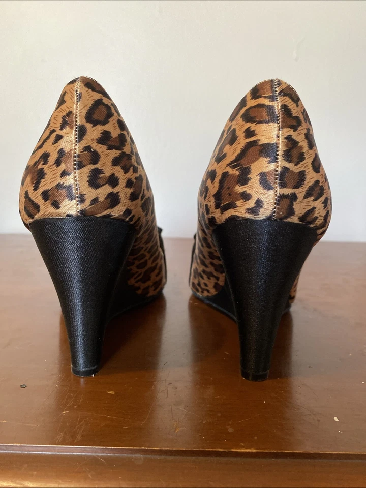Nina Leaopard 印花楔形 7.5 码 — 第 3/4 张图片