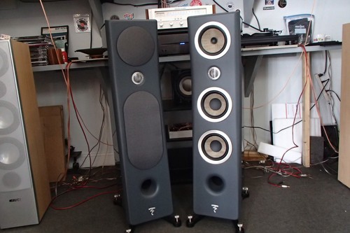 Beautiful FOCAL Kanta N2 Loudspeakers Black High Gloss - Grey Mat Tower Speakers