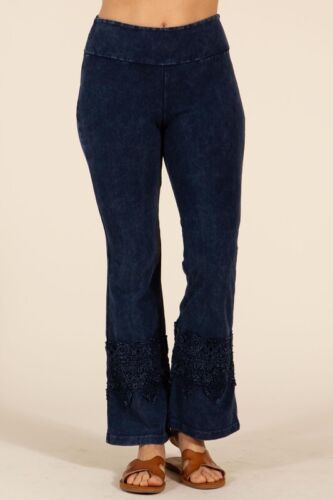 Chatoyant Plus Size Wide Lace Crop Pants Electric Blue 2XL - Picture 2 of 4