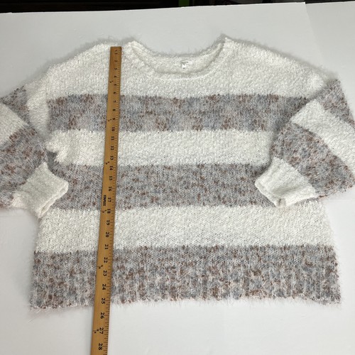 Maurices Sweater Womens Size 2X Ivory Gray Horizontal Stripe Cropped - Picture 5 of 9