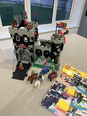 LEGO Castle: Black Knight's Castle (6086) 42884060862 UK