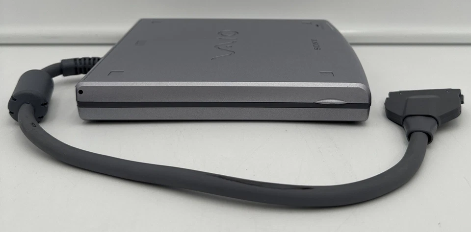 SONY VAIO PCGA-CD5 External CD-ROM Drive Player - Used - Great Condition!! - Image 4 of 4