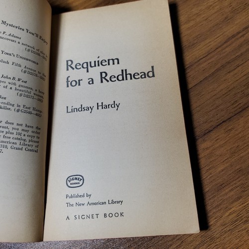 Lindsay Hardy Lot 2 Requiem for A Redhead & Night-Shade Ring Vintage Paperbacks - Picture 6 of 14