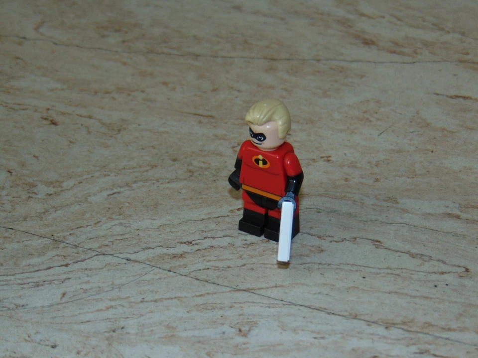 Lego Disney Los Increíbles Mr. Increíble minifigura completa excelente Foto 3 de 4