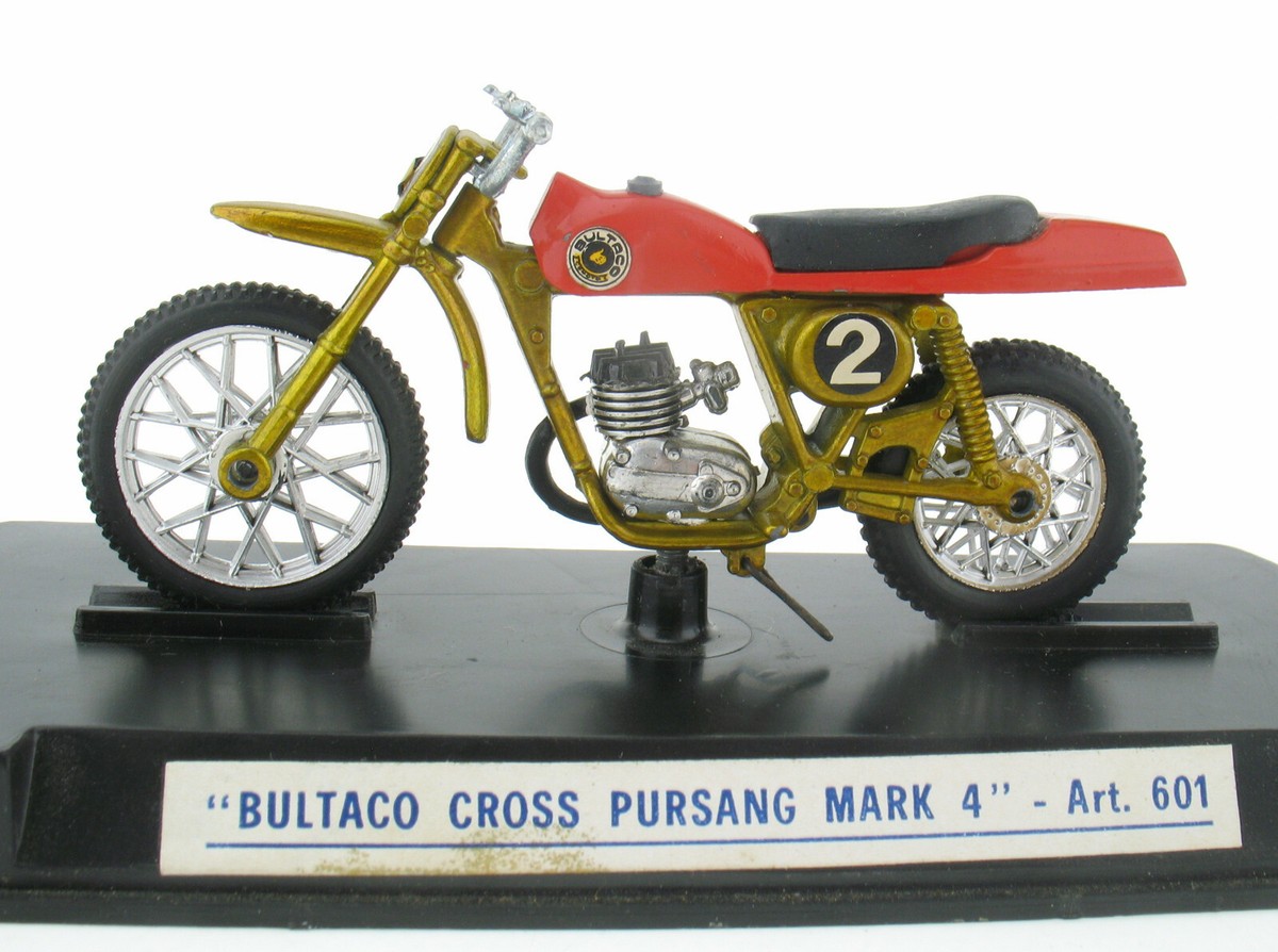 MERCURY 601 - BULTACO CROSS Pursang Mark 4 - 1:24 in Box Motorrad