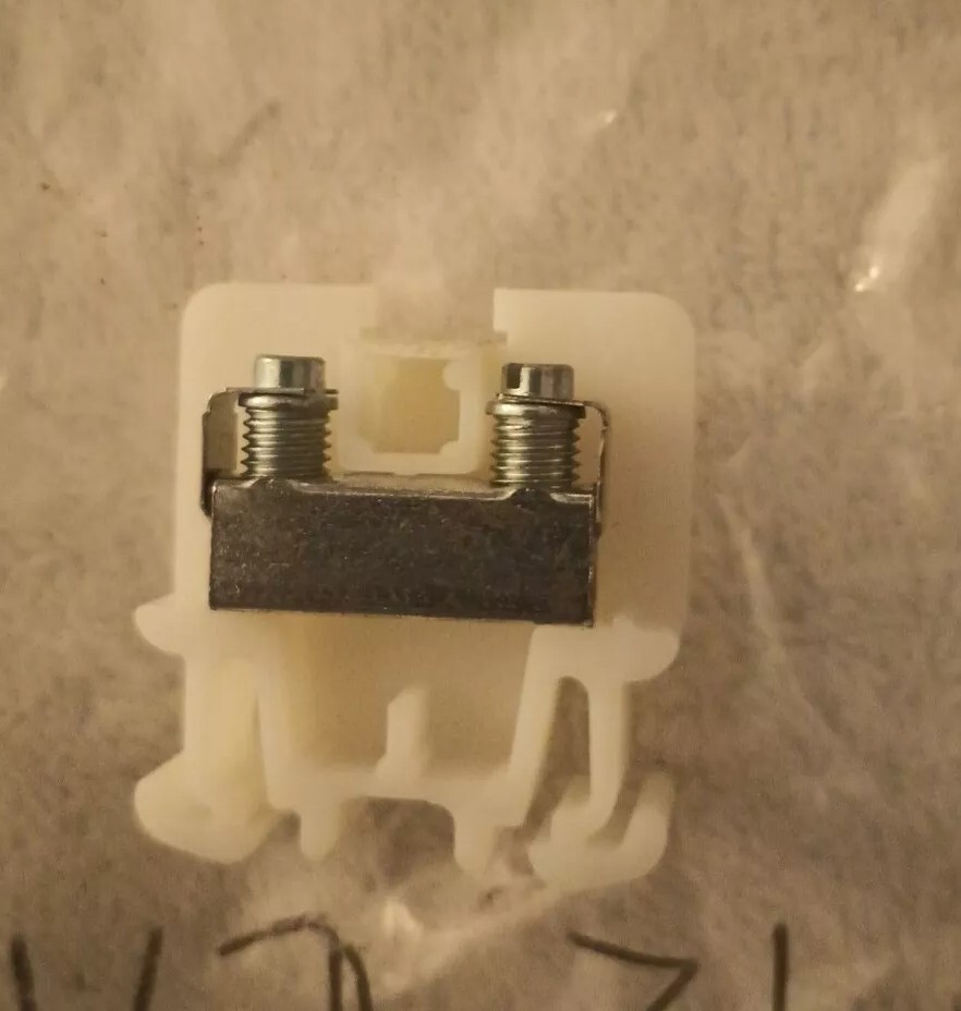 Allen Bradley 1492-CA1 Terminal Blocks Qty 26