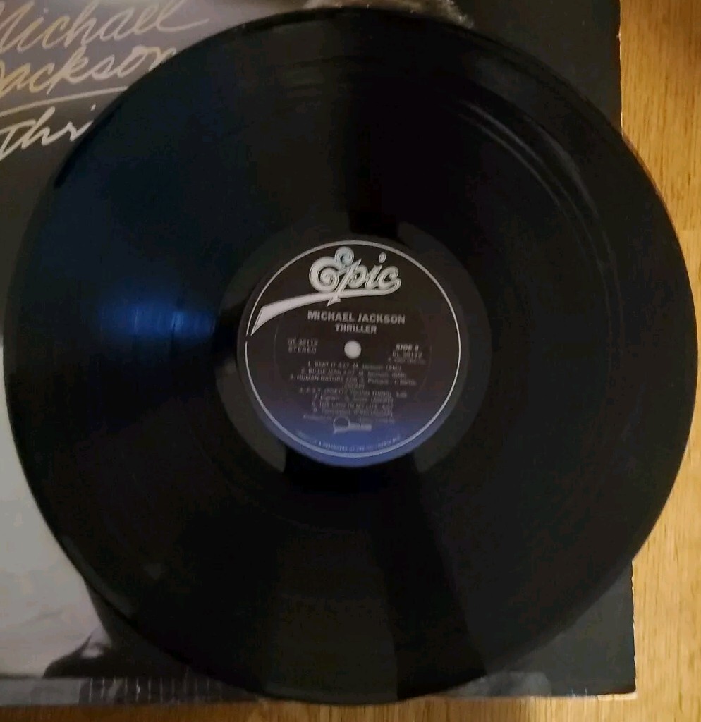 MICHAEL JACKSON - THRILLER - 1982 ORIGINAL 1ST PRESSING Epic