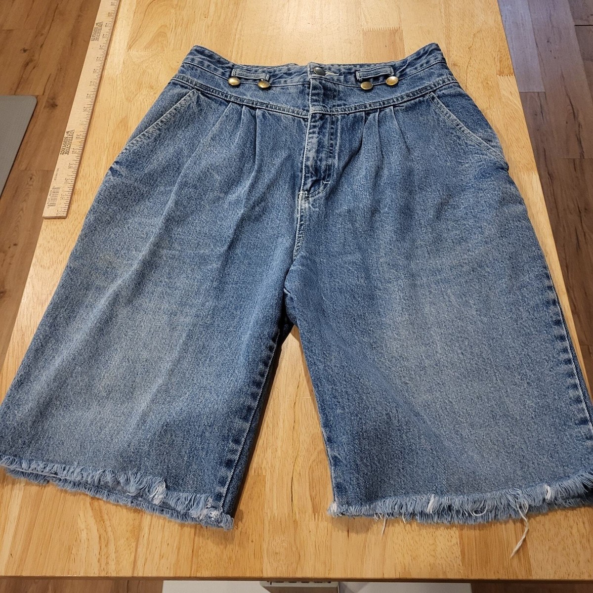 Vintage Fabrizio Sportwear 90's Denim Yoke Jean Shorts Vintage Fabrizio Sportwear 90's Denim Yoke Jean Shorts