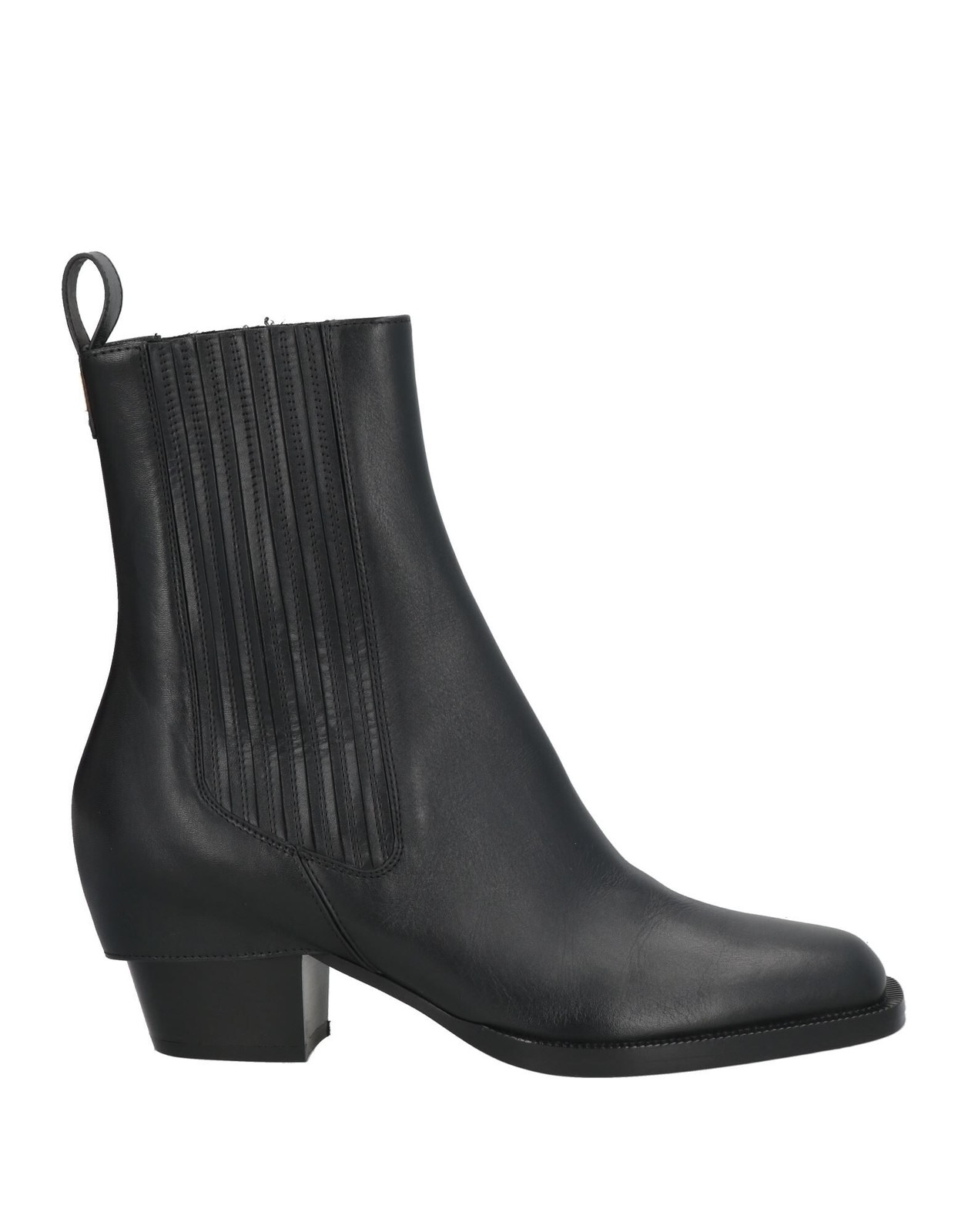 Fendi - Women - Leather Ankle boots - Black 216990₽