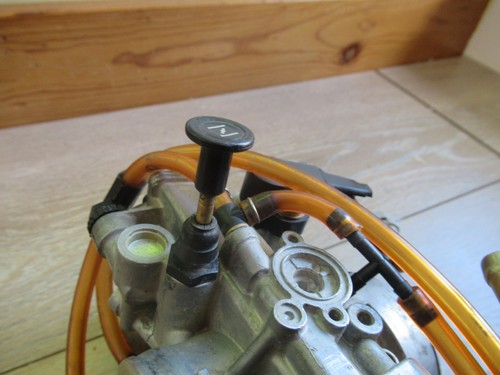 WR 400F YAMAHA 1999 WR 400F 1999 CARBURETOR ASSEMBLY - Picture 9 of 13
