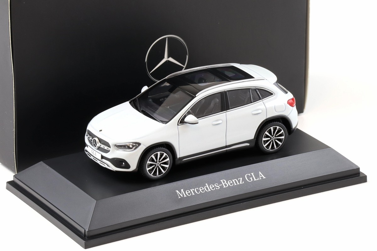 Mercedes-Benz GLA ミニカー 1/43 NZG 1/18 Mercedes Benz G63 W163 4x4 AMG 2023 VINTAGE BLUE